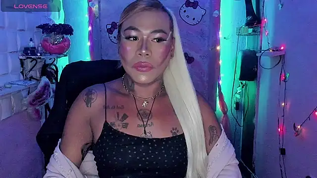 tsviolett online show from December 9, 2024, 5:41 pm