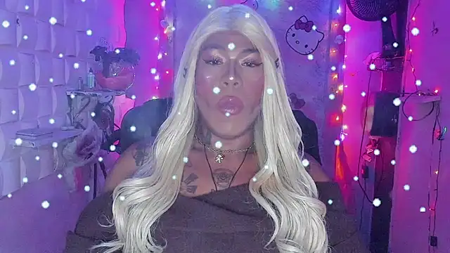 tsviolett online show from December 16, 2024, 8:05 pm