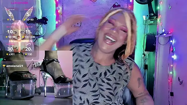 tsviolett online show from January 28, 2025, 6:07 pm