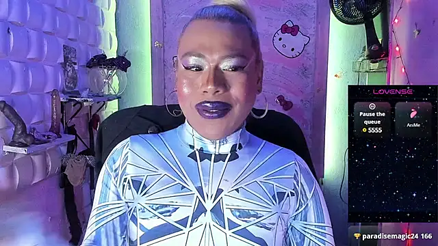 tsviolett online show from February 12, 2025, 8:50 pm