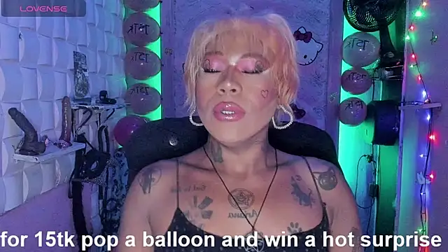 tsviolett online show from February 14, 2025, 8:26 pm