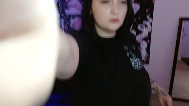 HazeyBvby online show from September 9, 2025, 5:07 am