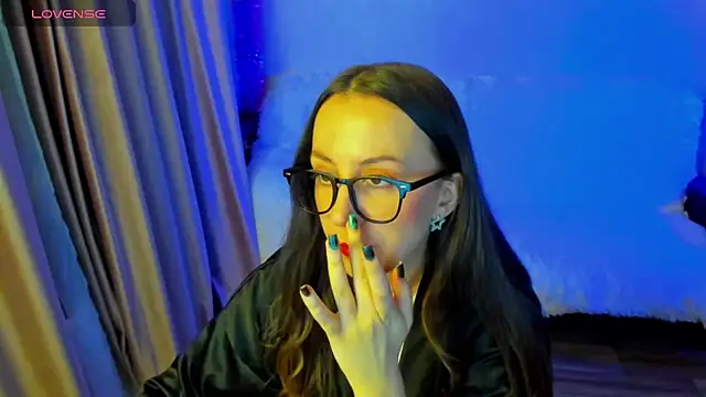 CurlySteph online show from January 6, 2026, 3:27 pm