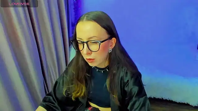 CurlySteph online show from January 16, 2026, 4:33 pm