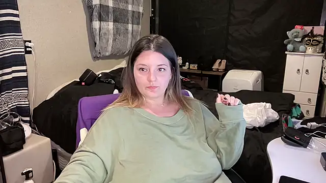 magicsparkles online show from February 10, 2026, 12:04 am