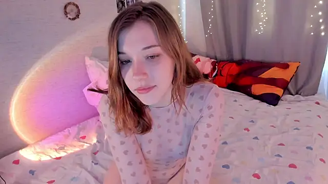 YunaPeace online show from March 14, 2026, 11:59 am