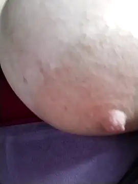 EvaCristal online show from March 10, 2026, 7:19 pm