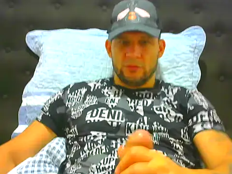 altenori112 online show from June 4, 2026, 8:48 pm