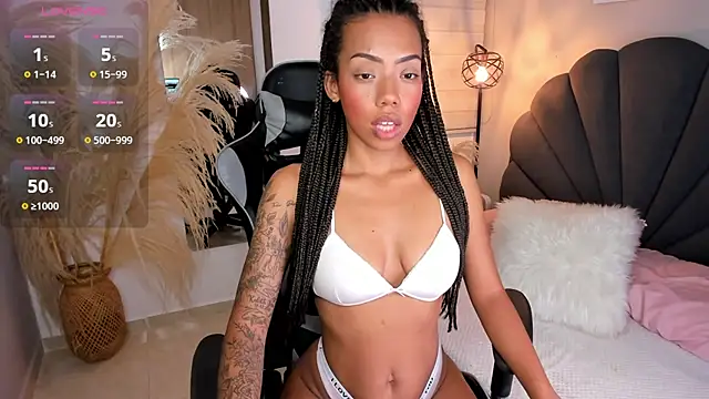 ashley 23  online show from February 6, 2025, 12:33 am