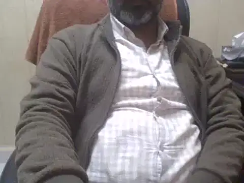 hairymaster95 online show from January 13, 2025, 10:25 am