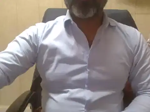 hairymaster95 online show from February 12, 2025, 7:13 am