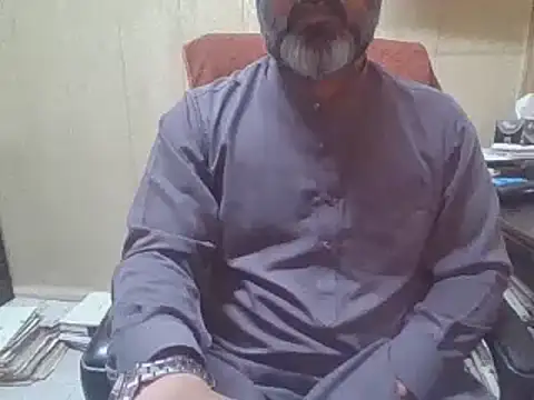 hairymaster95 online show from September 15, 2025, 3:39 am