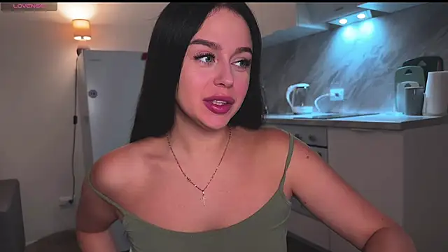 Megan Nilson online show from December 17, 2024, 11:16 pm