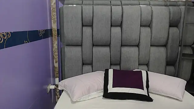 Kerly Doll online show from January 16, 2025, 6:48 pm