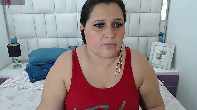 Kerly Doll online show from February 5, 2025, 6:59 pm