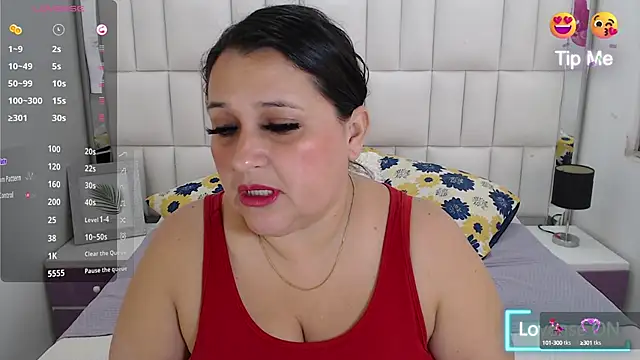 Kerly Doll online show from February 25, 2025, 2:33 pm