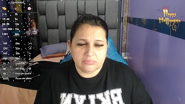 Kerly Doll online show from October 24, 2025, 12:56 pm