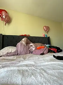 Cum2Charm online show from February 26, 2025, 9:16 pm