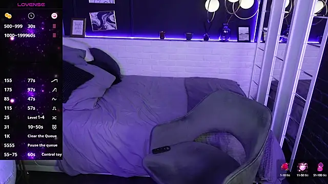 KylieMellow online show from March 14, 2025, 12:18 pm