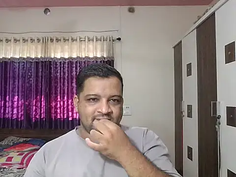 dhruv love online show from April 13, 2026, 4:07 am