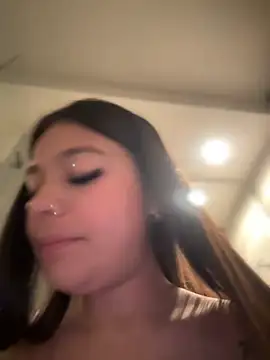 Alyshanon18 online show from December 27, 2024, 8:45 am