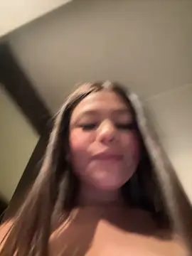 Alyshanon18 online show from March 23, 2025, 3:10 am