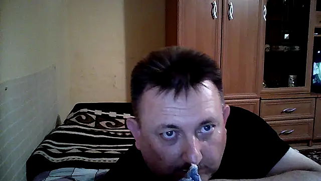 Snapshot of Novy73 chatting on June 7, 2026, 9:40 pm Novy73 online show from June 7, 2026, 9:40 pm