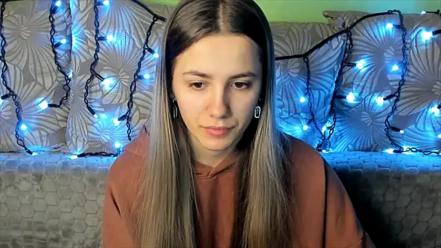 MaggieCake online show from January 7, 2025, 5:54 am