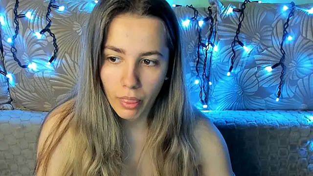 MaggieCake online show from January 15, 2026, 4:17 am