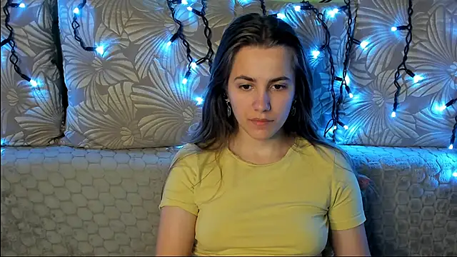 MaggieCake online show from June 14, 2026, 2:24 am