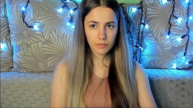 MaggieCake online show from July 2, 2026, 2:33 am