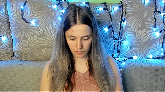 MaggieCake online show from July 3, 2026, 2:18 am