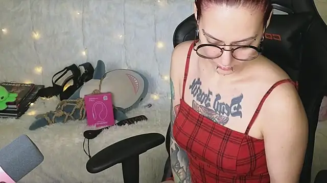 Ginger Stay online show from November 2, 2025, 9:11 am