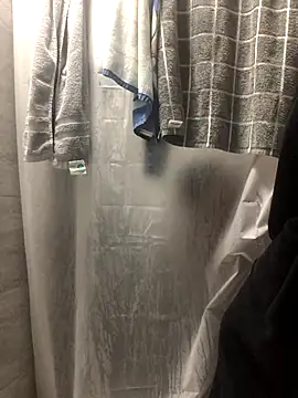 69RIPsta69 online show from September 14, 2025, 9:36 pm