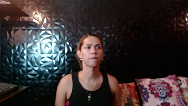 Snapshot of PINK__LOLA1 chatting on June 19, 2026, 11:52 pm PINK LOLA1 online show from June 19, 2026, 11:52 pm