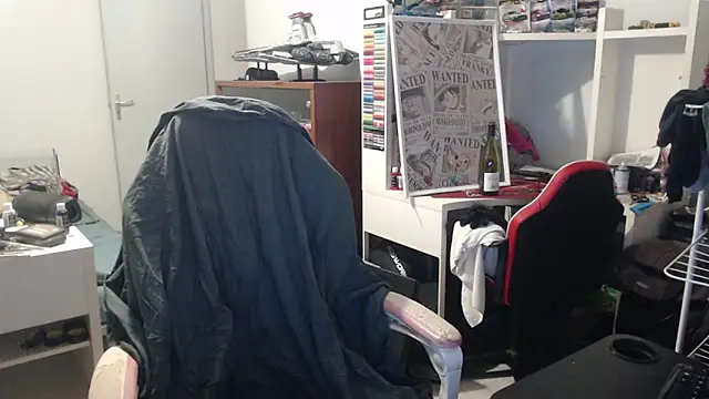 missthon0 online show from February 8, 2026, 3:37 pm