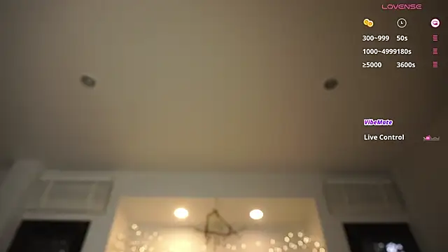 Snapshot of Amylittlestar chatting on May 5, 2026, 11:13 pm Amylittlestar online show from May 5, 2026, 11:13 pm