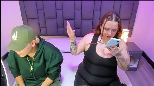 MiaYMolly online show from March 8, 2025, 3:17 am