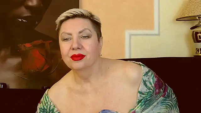 LadyPosh online show from December 18, 2024, 10:02 pm