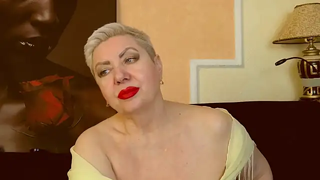 LadyPosh online show from March 21, 2025, 5:00 am