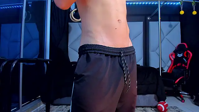 Aydenmiller96 online show from November 6, 2025, 2:40 pm