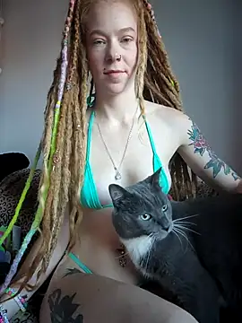 LucidLucy online show from October 8, 2025, 12:25 pm