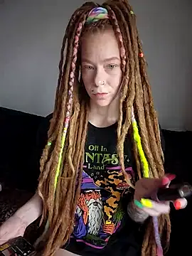 LucidLucy online show from March 26, 2026, 3:28 pm