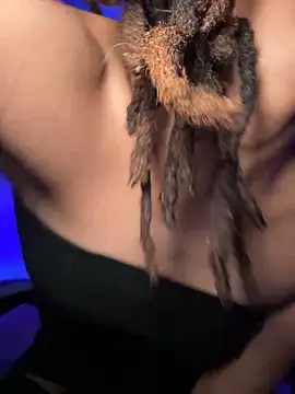 thebrattygoddess online show from December 3, 2024, 10:39 am