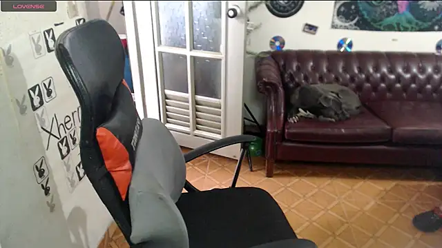 xherry horny online show from March 19, 2025, 3:40 pm