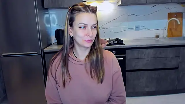 AlexiaDarren online show from February 24, 2025, 11:41 pm