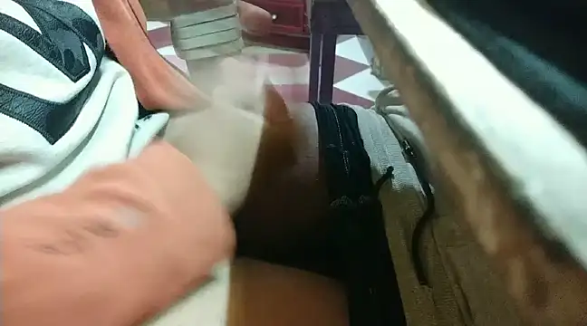 Snapshot of growing20yo chatting on February 10, 2025, 7:28 pm growing20yo online show from February 10, 2025, 7:28 pm