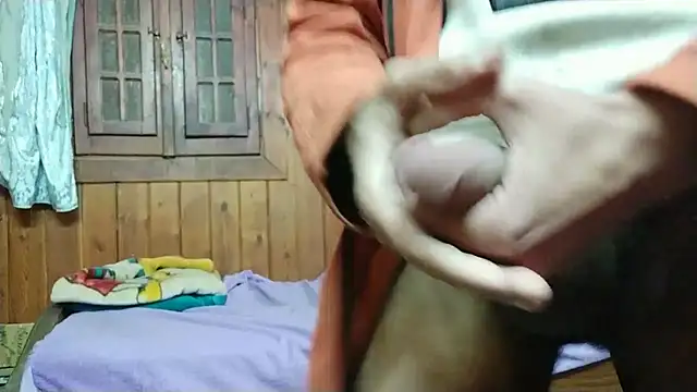 Snapshot of growing20yo chatting on February 26, 2025, 3:21 am growing20yo online show from February 26, 2025, 3:21 am