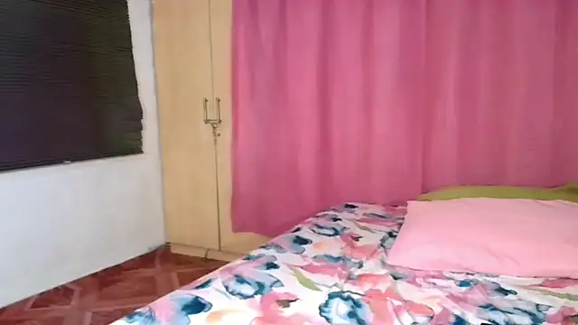 Snapshot of sexyindianchic chatting on March 22, 2025, 9:21 pm sexyindianchic online show from March 22, 2025, 9:21 pm