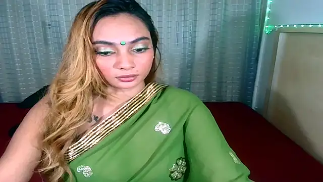 Snapshot of sexyindianchic chatting on December 3, 2025, 6:17 pm sexyindianchic online show from December 3, 2025, 6:17 pm